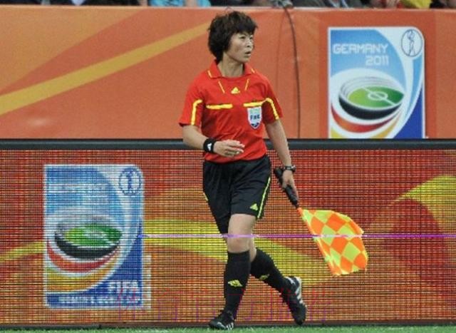 中国足协聘请张玲玲担任裁判体能总监